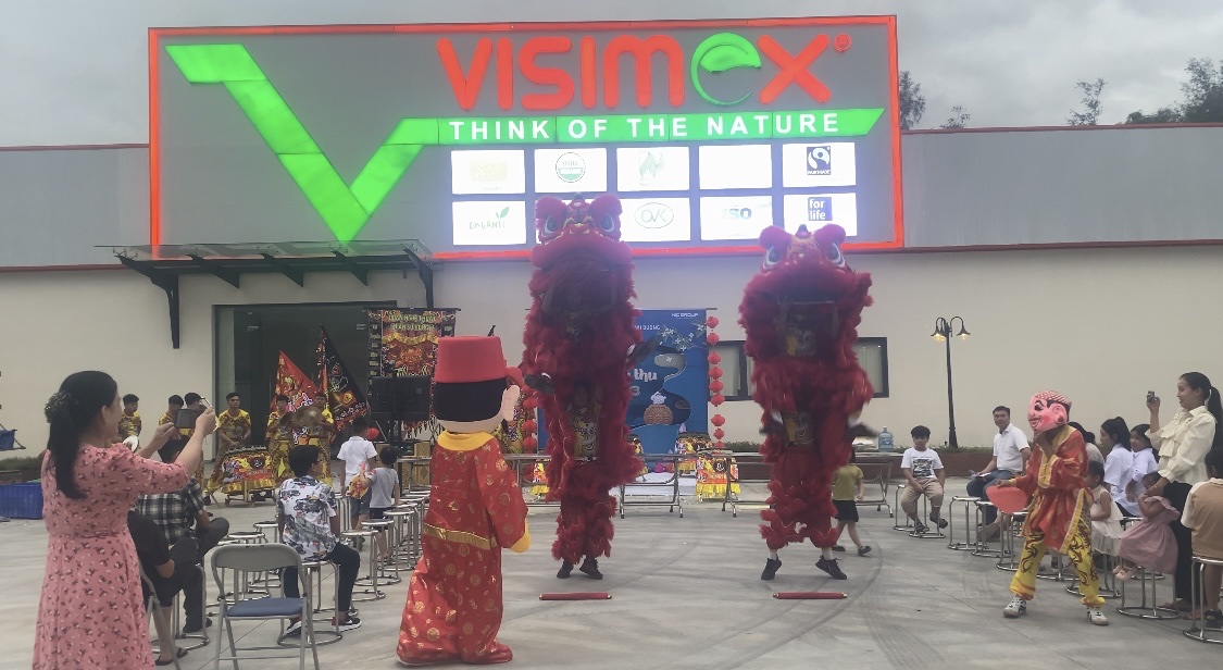 Celebrate Mid-Autumn Festival with Workers and Little Angels at Visimex Factories in Quy Nhon and Binh Duong