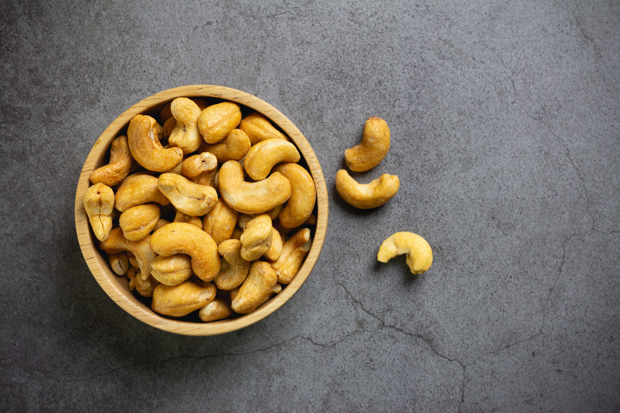 Online Shopping for Organic Cashews: A Guide to Finding Quality Products